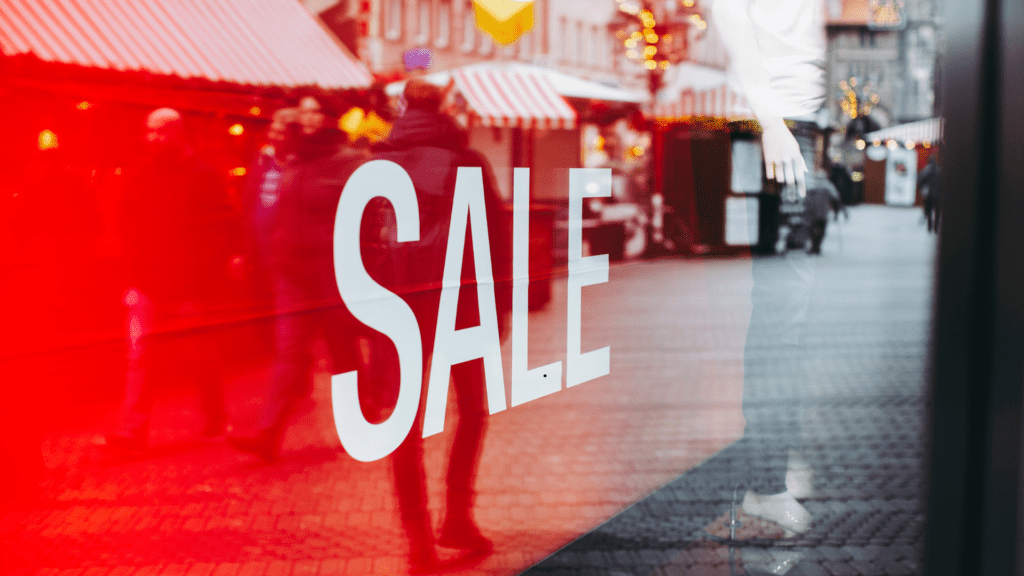 Store sign says 'sale'