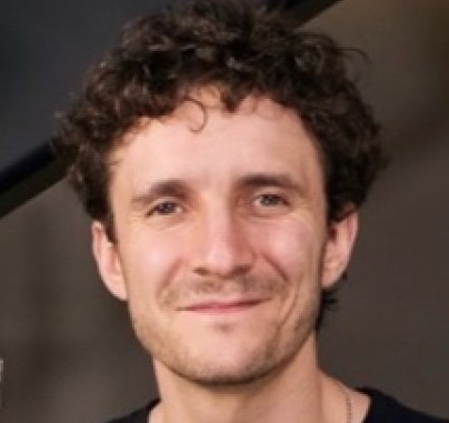 Uri Knorovich photo