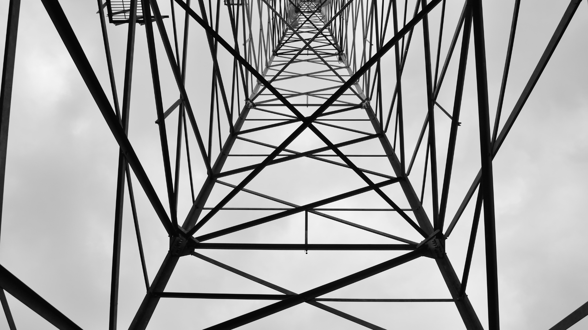 image of a telecom tower
